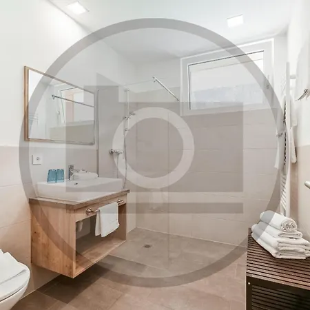 Apartman Hochwertige *